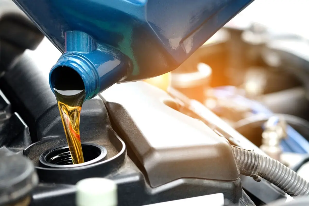 Huiles moteur en Algérie : une nouvelle plateforme pour guider les automobilistes